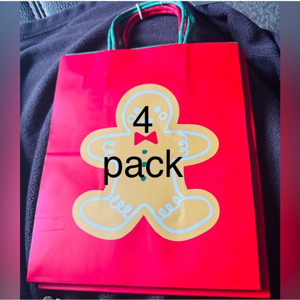 Christmas Gift Bags Red Gingerbread  man Green  ❄️ Red 🌲 Green ⛄️ 4 pack bags